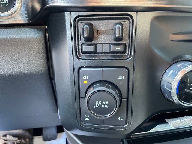 Used 2023 Ford F250 Lariat w/ Black Appearance Package AWD/4WD image 24