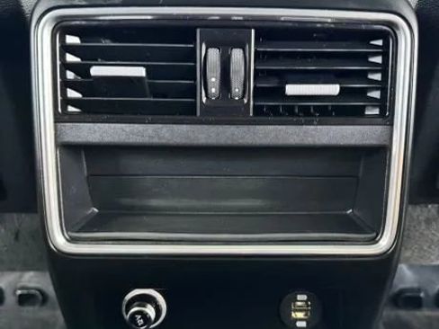 Used 2019 Porsche Cayenne AWD/4WD image 49