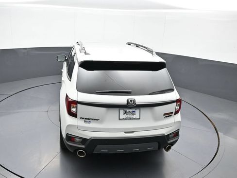 Certified 2023 Honda Passport TrailSport image 39