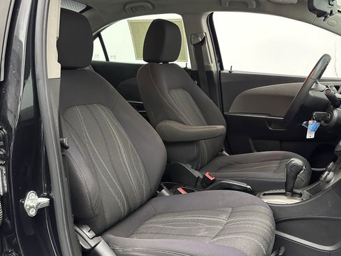 Used 2015 Chevrolet Sonic LT w/ Wheels and Fog Lamp Package image 29