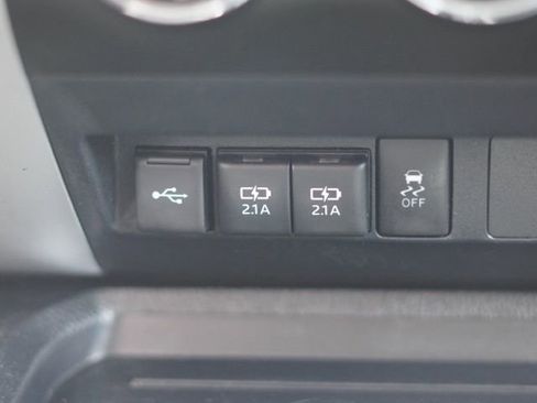 Used 2021 Toyota Tundra SR5 w/ SR5 Upgrade Package AWD/4WD image 35