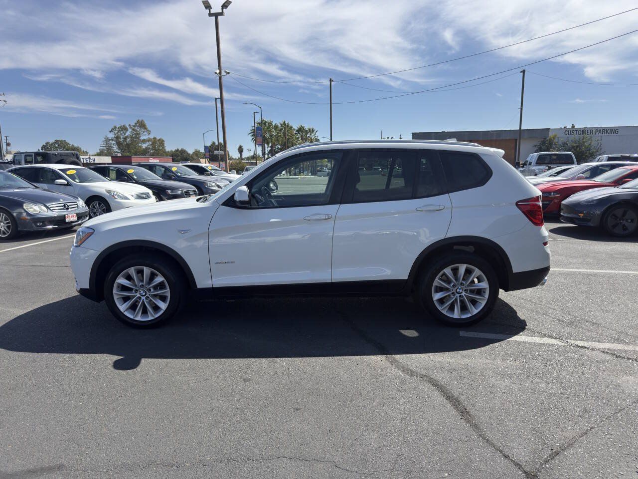 Used 2017 BMW X3 sDrive28i RWD image 6