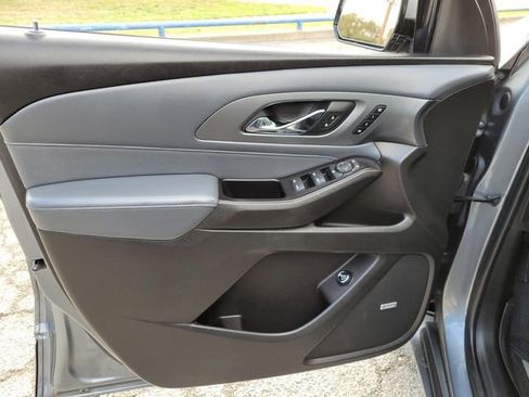 Used 2018 Chevrolet Traverse Premier w/ Driver Confidence II Package image 20