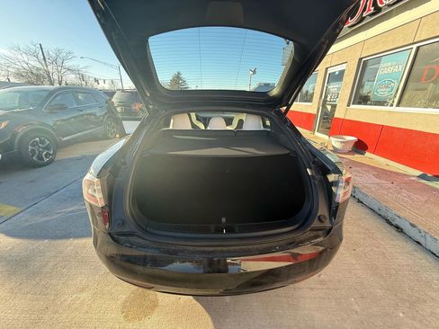 Used 2018 Tesla Model S 75D image 16