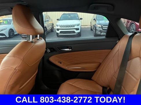 Used 2021 Toyota Avalon Limited w/ Advanced Safety Package FWD image 15
