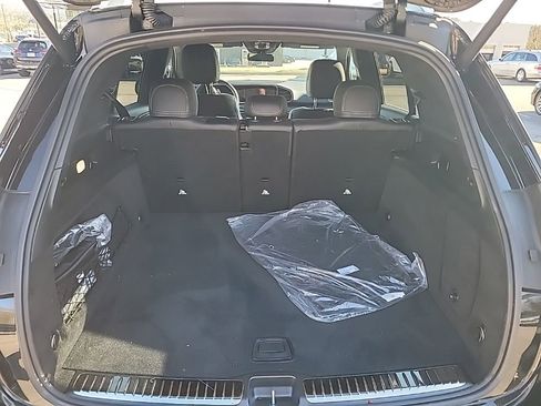 Used 2025 Mercedes-Benz GLE 350 4MATIC image 12