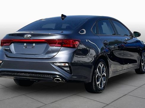 Used 2019 Kia Forte LXS FWD image 13