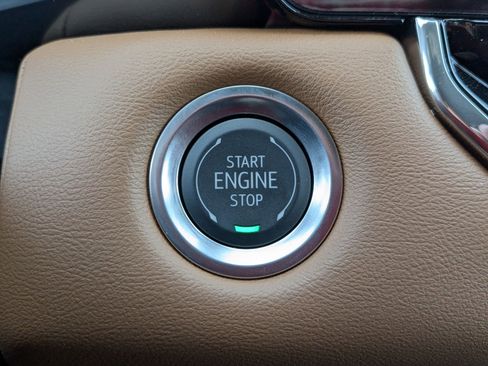 New 2025 GMC Canyon AT4 w/ Nightfall Edition image 15