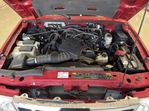 Used 2011 Ford Ranger XLT RWD image 28