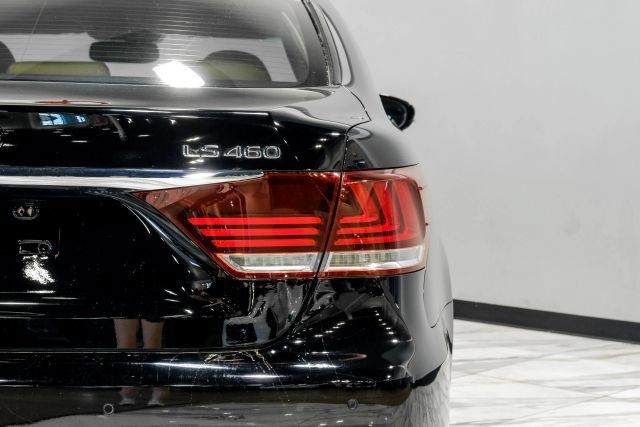 Used 2015 Lexus LS 460 w/ Comfort Package RWD image 61