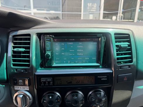 Used 2006 Toyota 4Runner Sport AWD/4WD image 39