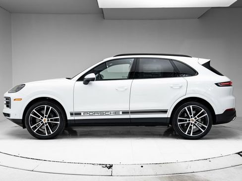New 2026 Porsche Cayenne image 2