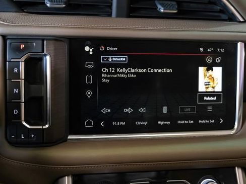 Used 2022 GMC Yukon XL Denali image 27