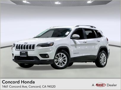 Used 2019 Jeep Cherokee Latitude w/ Popular Appearance Group