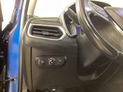 Used 2020 Chevrolet Equinox Premier AWD/4WD image 14