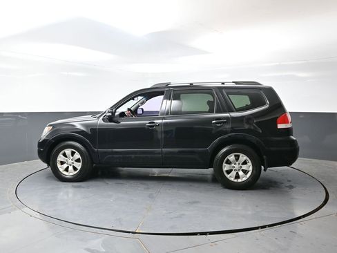 Used 2009 Kia Borrego LX RWD image 10