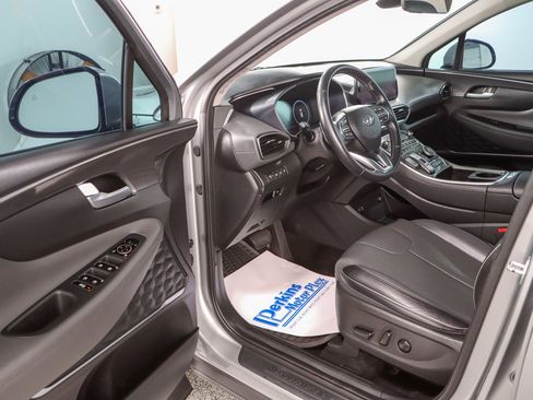 Used 2022 Hyundai Santa Fe SEL w/ Convenience + Premium Package FWD image 3