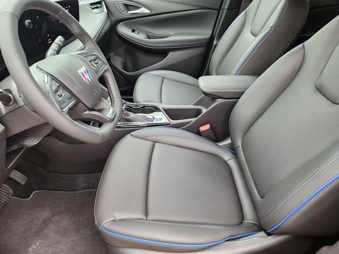 New 2026 Buick Encore GX Sport Touring image 9