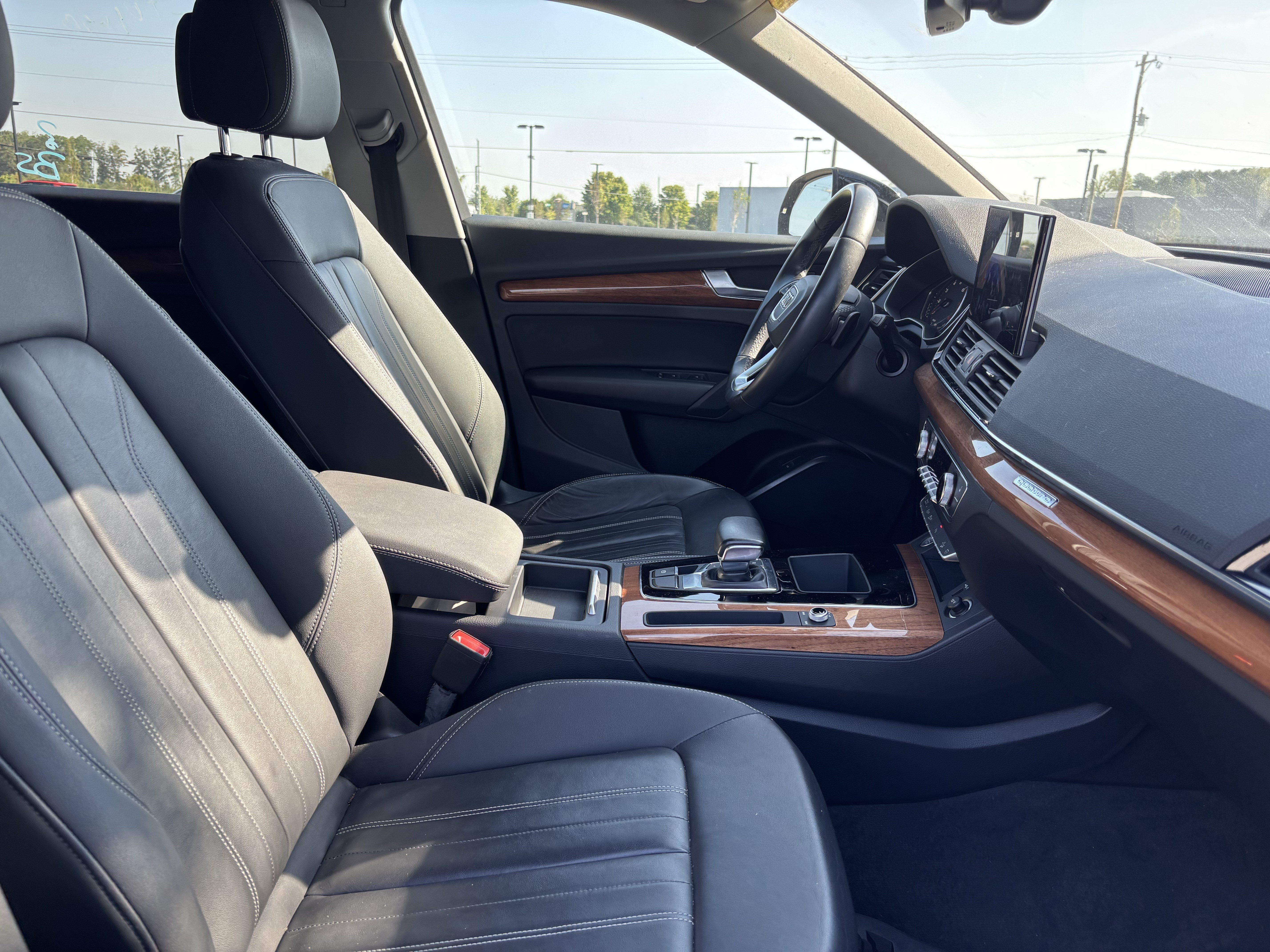 Used 2021 Audi Q5 2.0T Premium w/ Convenience Package AWD/4WD image 36