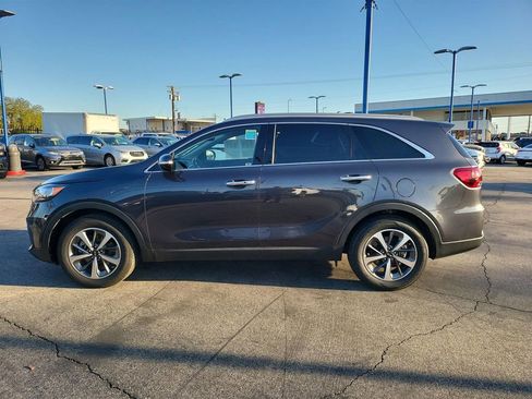 Used 2019 Kia Sorento EX image 32