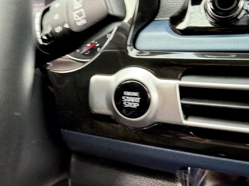 Used 2023 Kia Seltos S w/ Navigation Package FWD image 31