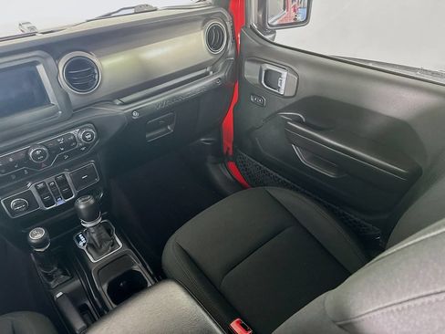 Used 2018 Jeep Wrangler Unlimited Sport S AWD/4WD image 23