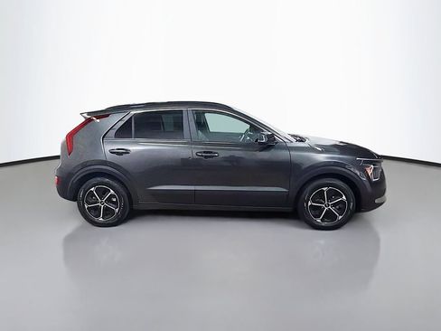 Used 2024 Kia Niro EX FWD image 9