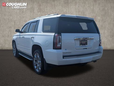 Used 2017 GMC Yukon Denali AWD/4WD image 5
