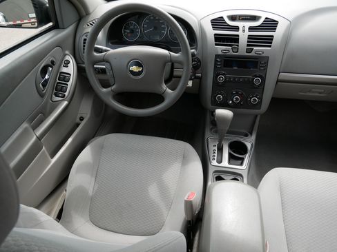 Used 2008 Chevrolet Malibu LS FWD image 9