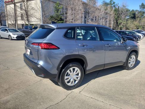 Certified 2024 Toyota Corolla Cross L image 7