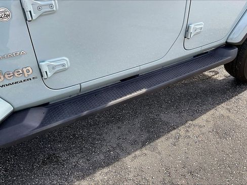 Certified 2024 Jeep Wrangler Sahara image 30