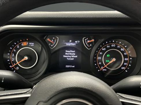 Used 2024 Jeep Wrangler Sport AWD/4WD image 16