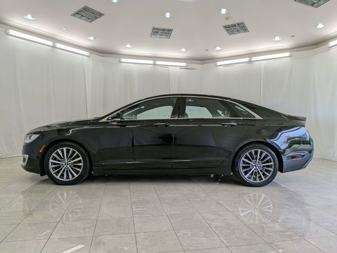 Used 2018 Lincoln MKZ Select w/ Select Plus Package AWD/4WD image 5