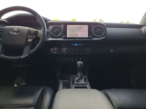 Used 2023 Toyota Tacoma TRD Off-Road w/ TRD Premium Off Road Package image 18