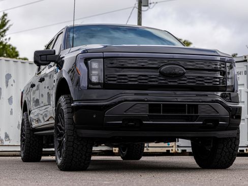 New 2025 Ford F150 Lightning Platinum image 1