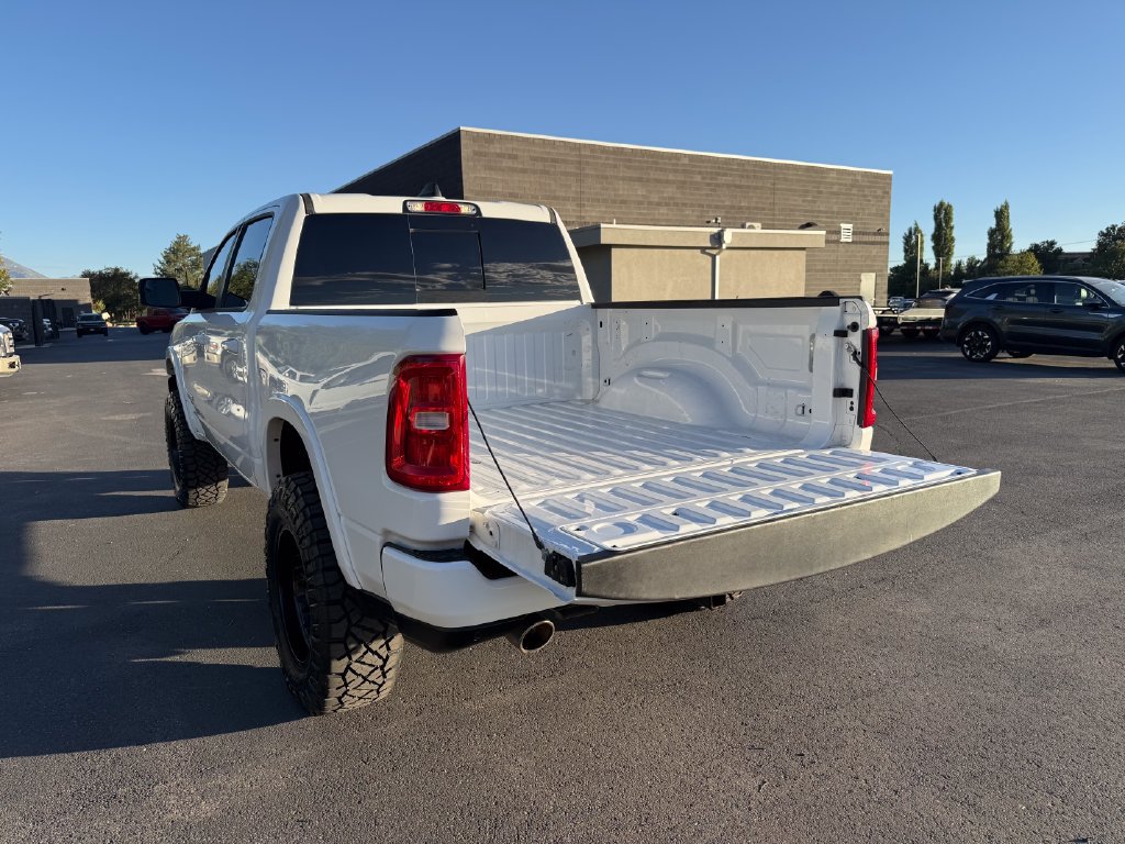 Used 2025 RAM 1500 Laramie w/ Sport Appearance Package AWD/4WD image 13