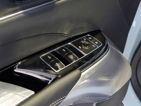 New 2026 Cadillac Lyriq V w/ Exterior Carbon Fiber Package AWD/4WD image 15