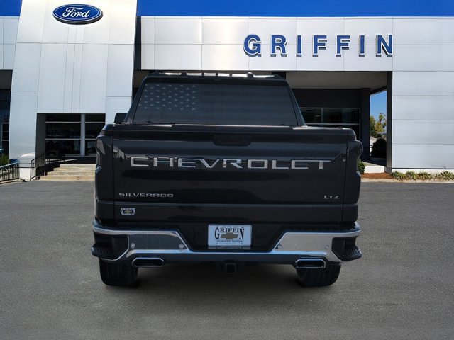 Used 2025 Chevrolet Silverado 1500 LTZ AWD/4WD image 8