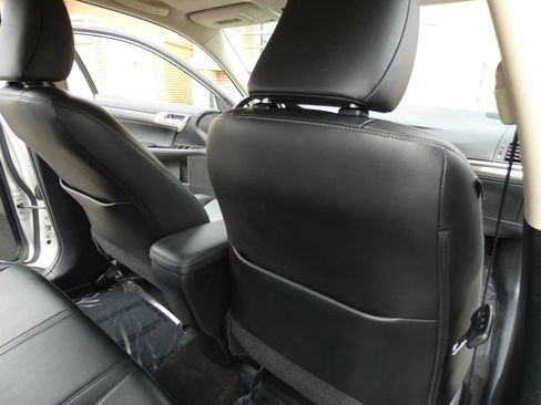 Used 2015 Lexus CT 200h image 45