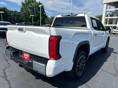 Used 2024 Toyota Tundra Limited AWD/4WD image 7