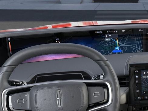 New 2026 Lincoln Nautilus Premier AWD/4WD image 13