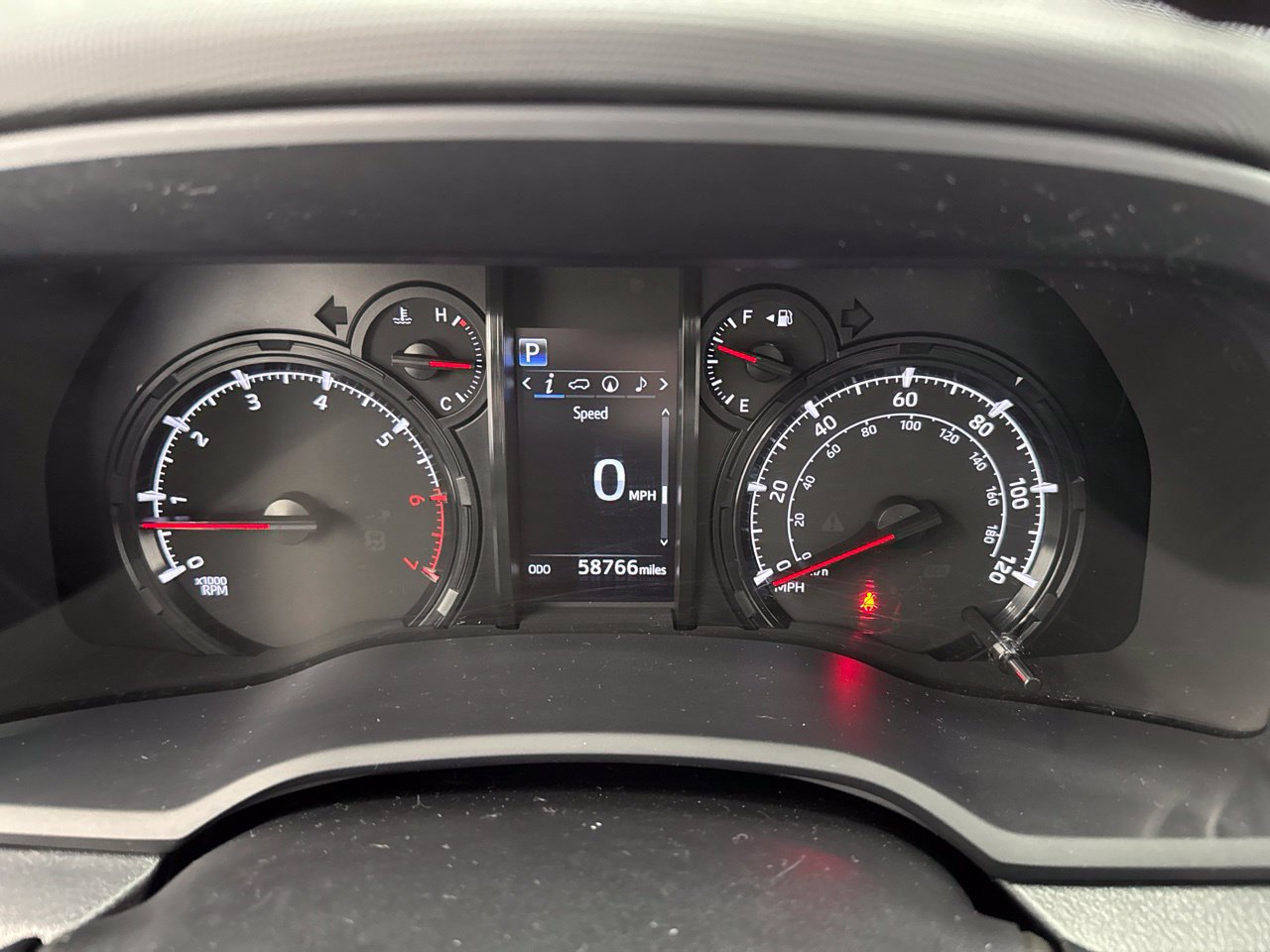 Used 2024 Toyota 4Runner SR5 Premium w/ Moonroof Package AWD/4WD image 18