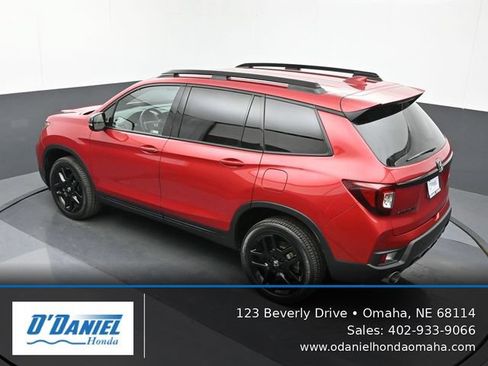 Used 2024 Honda Passport Black Edition image 15