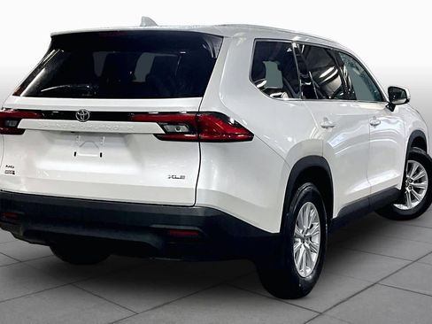 Certified 2024 Toyota Grand Highlander AWD image 13