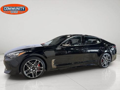 Used 2023 Kia Stinger GT2 AWD/4WD image 2
