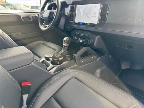 New 2025 Ford Bronco Badlands image 21