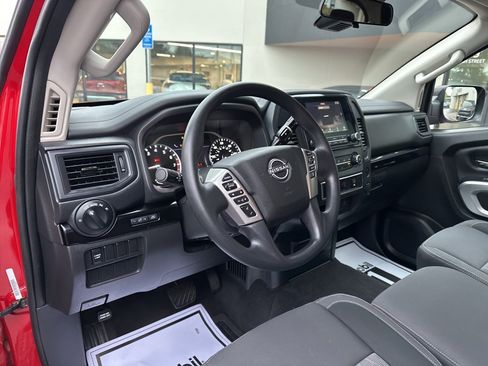 Used 2024 Nissan Titan SV w/ Accessory Utility Package image 28
