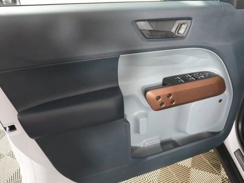 Certified 2024 Ford Maverick Lariat image 24