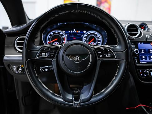 Used 2018 Bentley Bentayga image 87