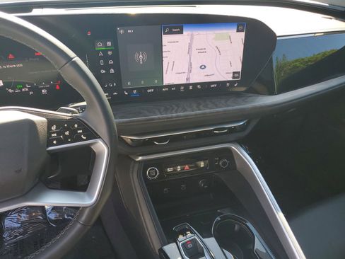 Used 2025 Audi Q5 Premium Plus w/ Premium Plus AWD/4WD image 24